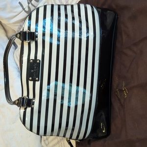 KATE SPADE NEW YORK - Black & White Stripe Tote Bright Pink Lining